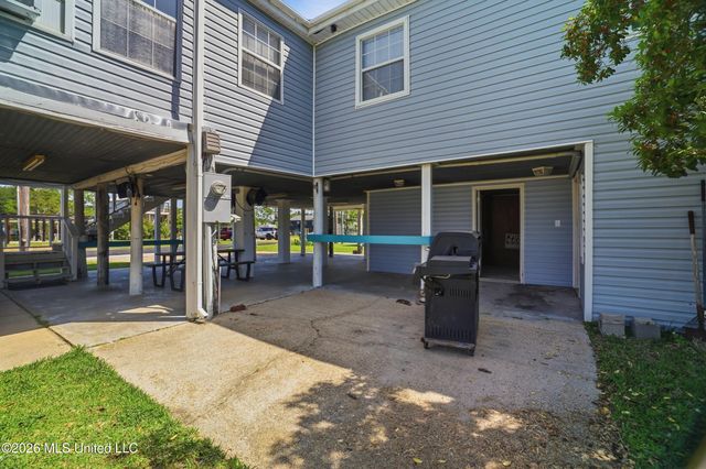 5057 Elbrus Street, Bay Saint Louis, MS 39520