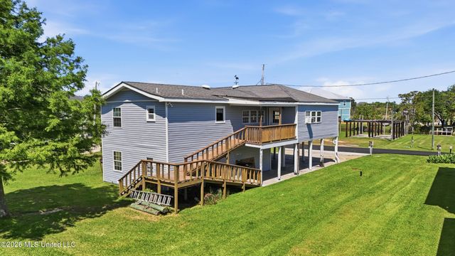 5057 Elbrus Street, Bay Saint Louis, MS 39520