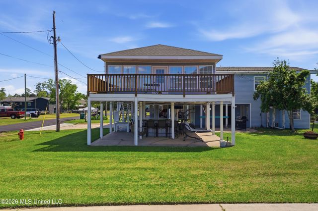 5057 Elbrus Street, Bay Saint Louis, MS 39520