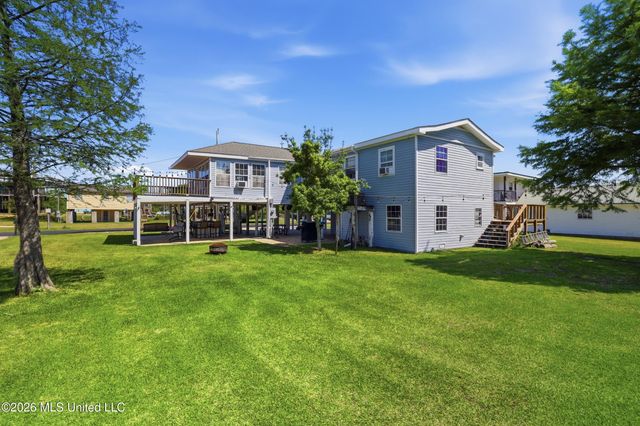 5057 Elbrus Street, Bay Saint Louis, MS 39520