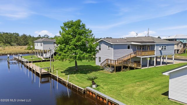 5057 Elbrus Street, Bay Saint Louis, MS 39520