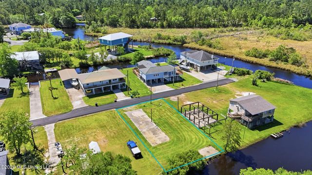 5057 Elbrus Street, Bay Saint Louis, MS 39520