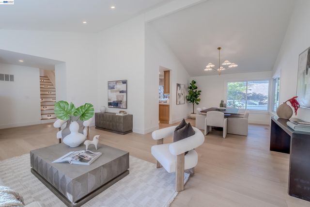 205 Sabina Ct, Danville, CA 94526