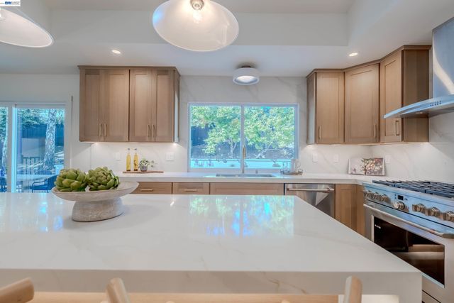 205 Sabina Ct, Danville, CA 94526