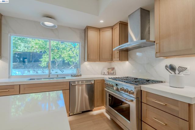 205 Sabina Ct, Danville, CA 94526