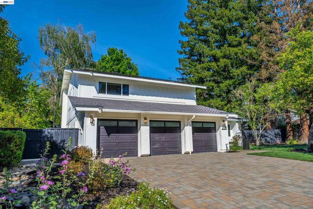 205 Sabina Ct, Danville, CA 94526