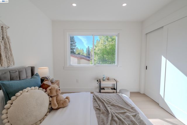 205 Sabina Ct, Danville, CA 94526