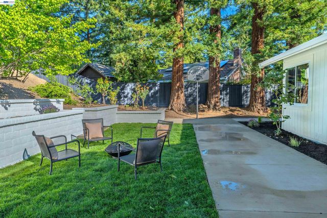 205 Sabina Ct, Danville, CA 94526