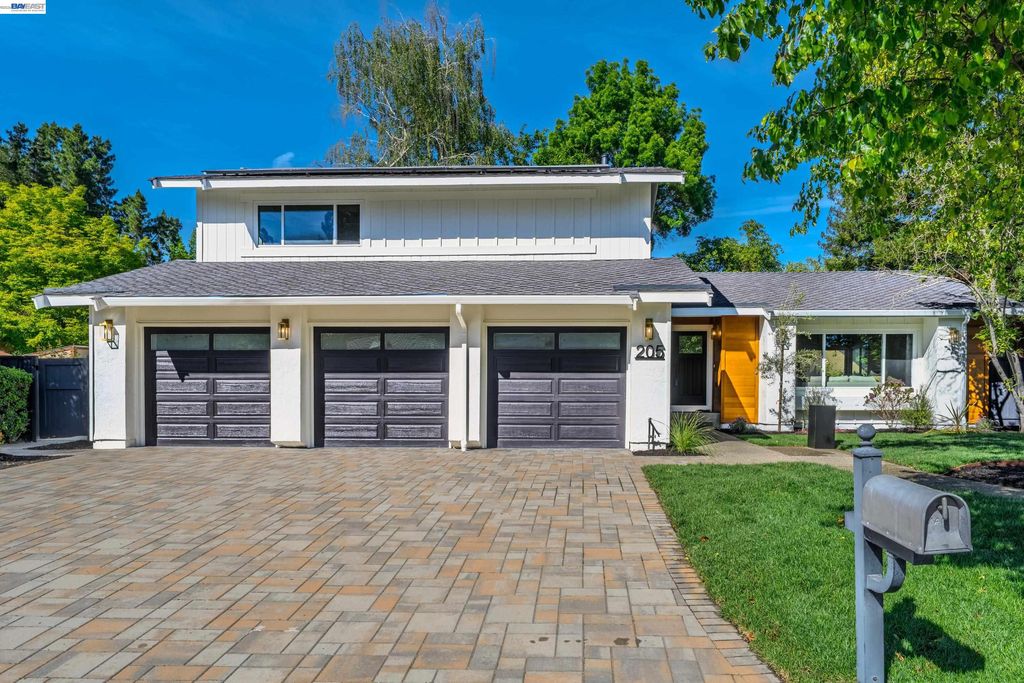 205 Sabina Ct, Danville, CA 94526