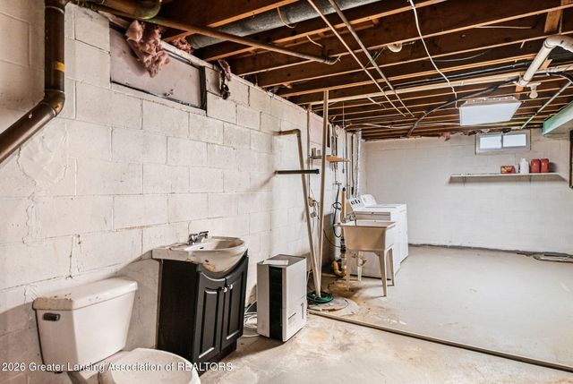 237 Hume Boulevard, Lansing, MI 48917
