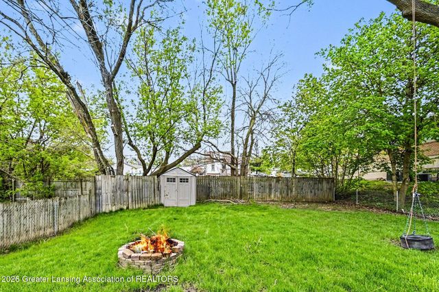 237 Hume Boulevard, Lansing, MI 48917