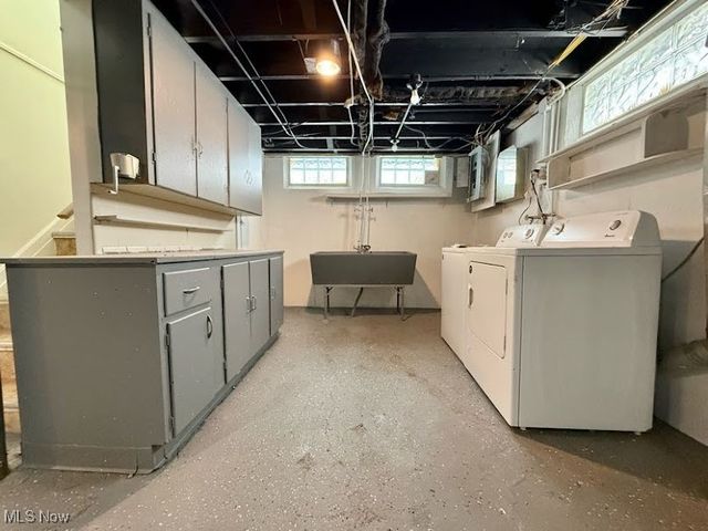 5279 W 50th Street, Parma, OH 44134