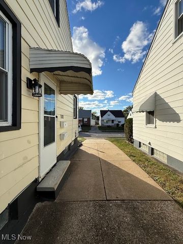 5279 W 50th Street, Parma, OH 44134