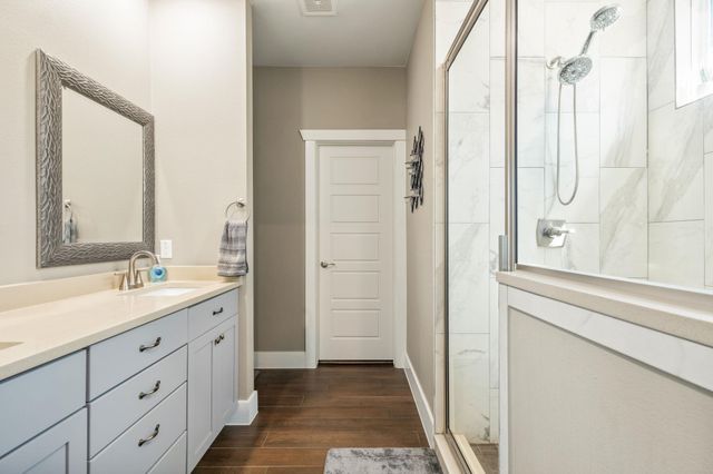 177 Mokulua LN, Bastrop, TX 78602