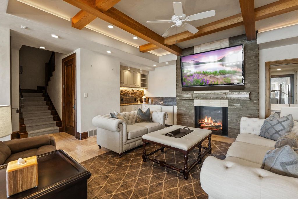 464 Electric Avenue C, Bigfork, MT 59911 photo 4