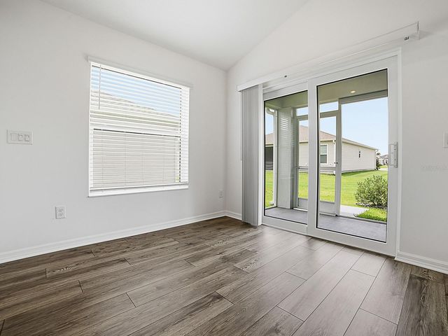 1404 HEARNS LOOP, The Villages, FL 34762