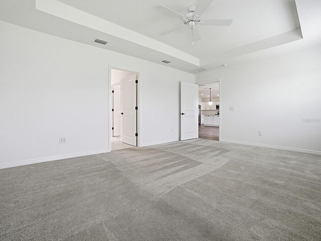 1404 HEARNS LOOP, The Villages, FL 34762