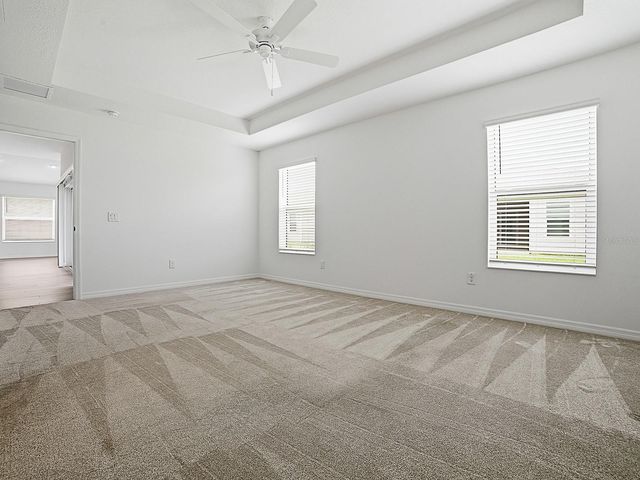 1404 HEARNS LOOP, The Villages, FL 34762