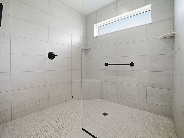 1404 HEARNS LOOP, The Villages, FL 34762