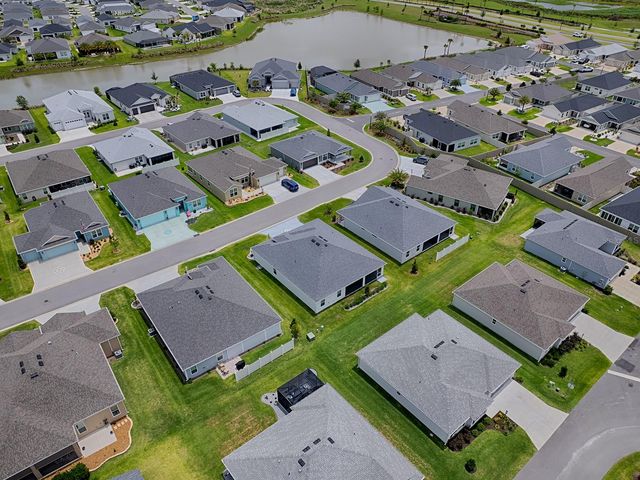 1404 HEARNS LOOP, The Villages, FL 34762