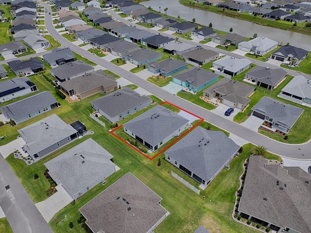 1404 HEARNS LOOP, The Villages, FL 34762
