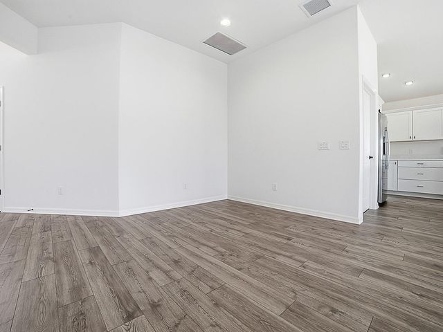 1404 HEARNS LOOP, The Villages, FL 34762