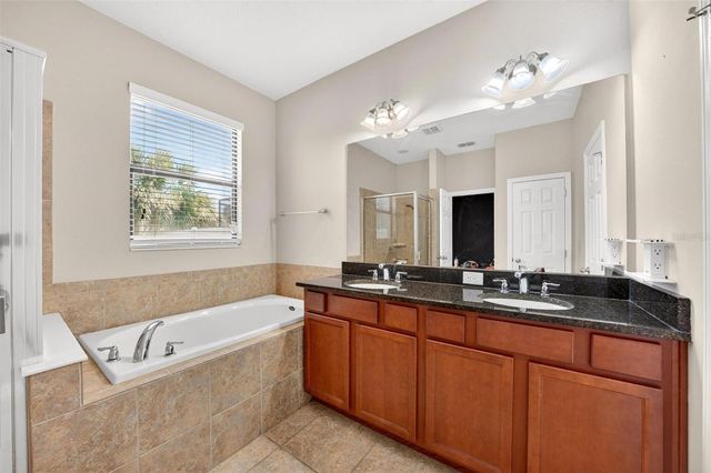 10025 LEYBURN COURT, Orlando, FL 32825