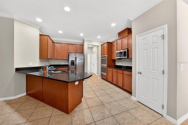 10025 LEYBURN COURT, Orlando, FL 32825