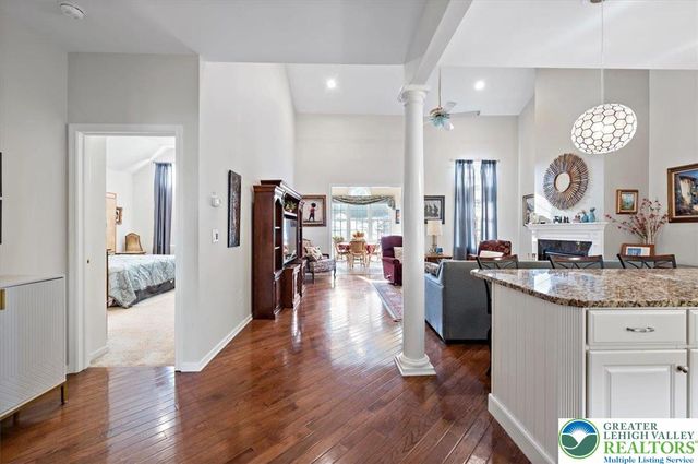 400 Inverness Circle, Easton, PA 18042