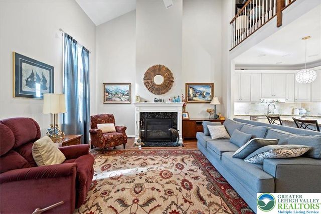 400 Inverness Circle, Easton, PA 18042