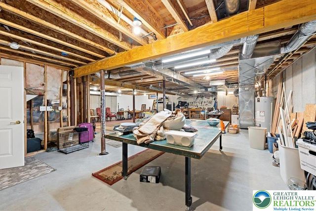 400 Inverness Circle, Easton, PA 18042