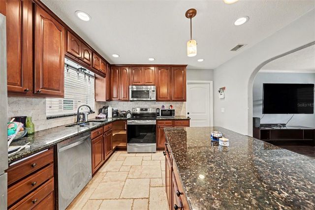 411 MERLIN COURT, Brandon, FL 33510