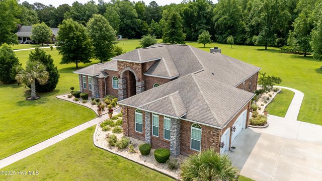 182 Country Squire Lane, Jacksonville, NC 28540