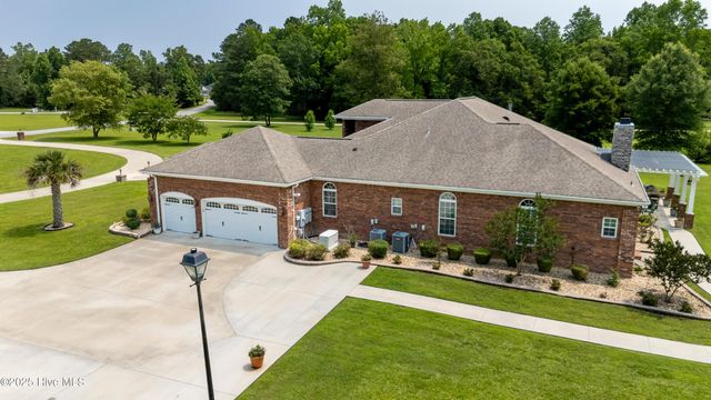 182 Country Squire Lane, Jacksonville, NC 28540