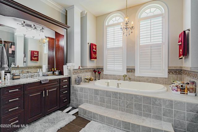 182 Country Squire Lane, Jacksonville, NC 28540