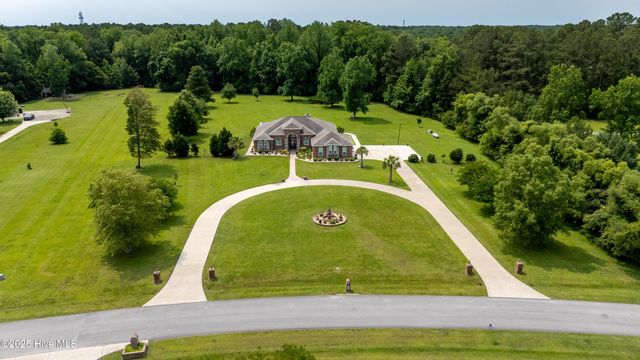 182 Country Squire Lane, Jacksonville, NC 28540