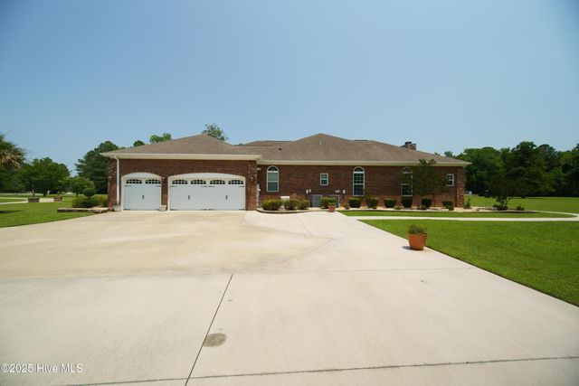 182 Country Squire Lane, Jacksonville, NC 28540