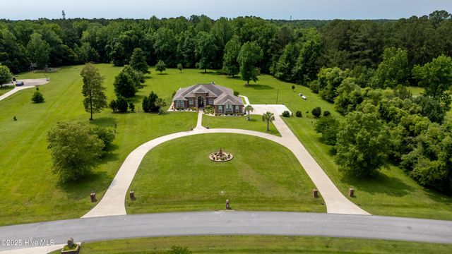 182 Country Squire Lane, Jacksonville, NC 28540