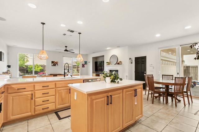 4135 Pylos Way, Rancho Cordova, CA 95742