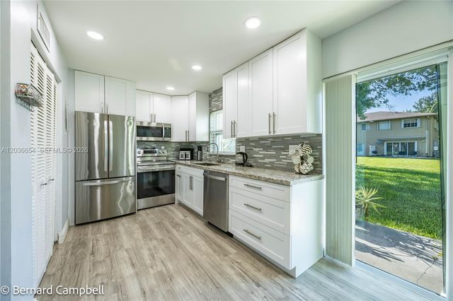 7501 Kimberly Blvd 115, North Lauderdale, FL 33068
