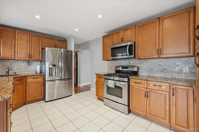 1042 Jefferson Street, Baldwin, NY 11510