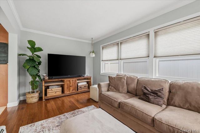 1042 Jefferson Street, Baldwin, NY 11510