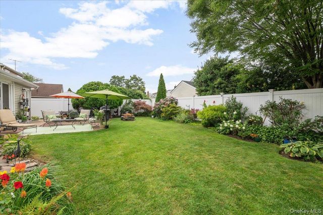 1042 Jefferson Street, Baldwin, NY 11510