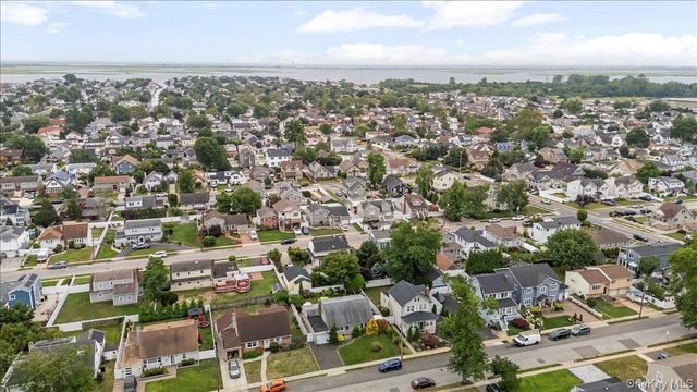 1042 Jefferson Street, Baldwin, NY 11510