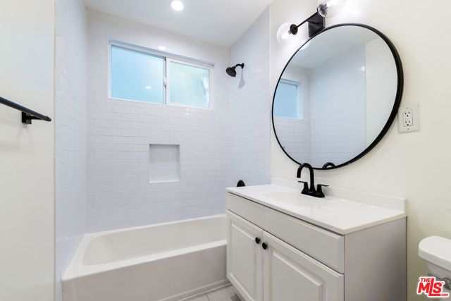 1466 S Wooster Street 4, Los Angeles, CA 90035