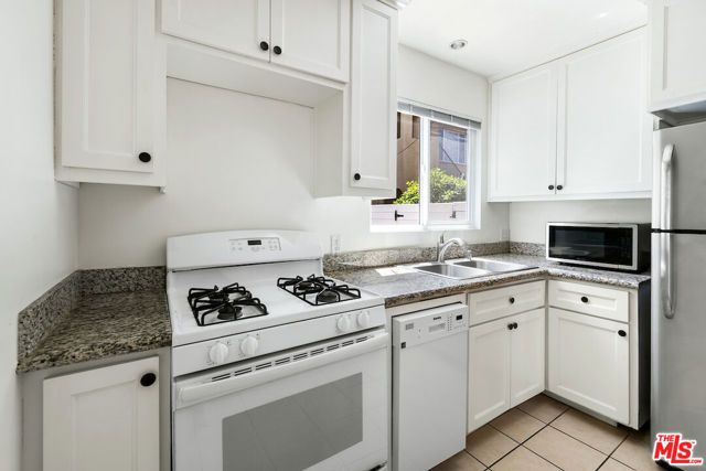 1466 S Wooster Street 4, Los Angeles, CA 90035