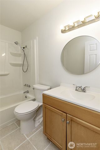 9439 11th Avenue SW, Seattle, WA 98106