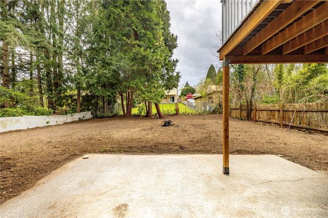 9439 11th Avenue SW, Seattle, WA 98106