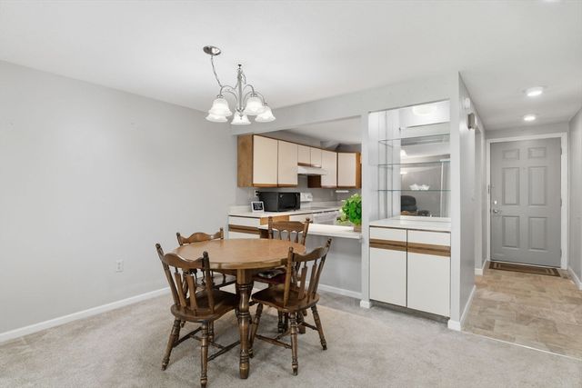 79 Chapin Greene 79, Ludlow, MA 01056