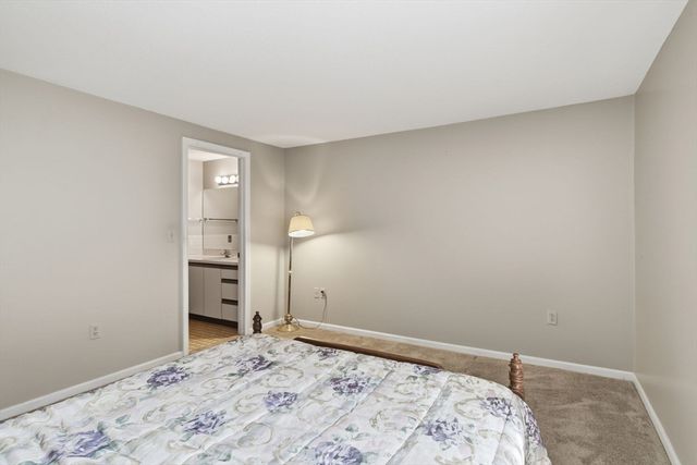 79 Chapin Greene 79, Ludlow, MA 01056